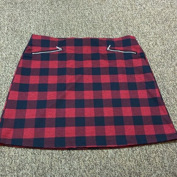 Maurices Black and Red A-line Mini Skirt Women’s Size XL - Picture 1 of 9